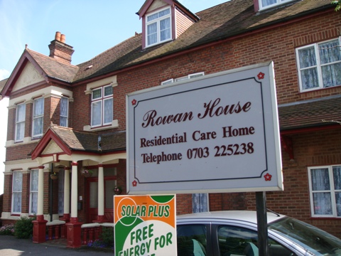 Day Care for Elderly People at Residential Care Home Shirley Southampton