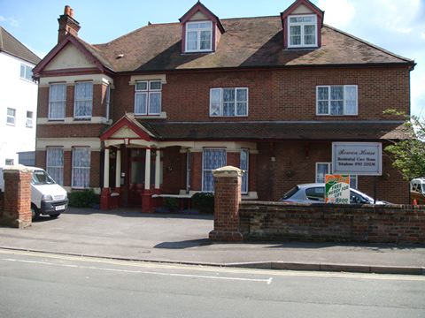 Day Care for Elderly People at Residential Care Home Shirley Southampton